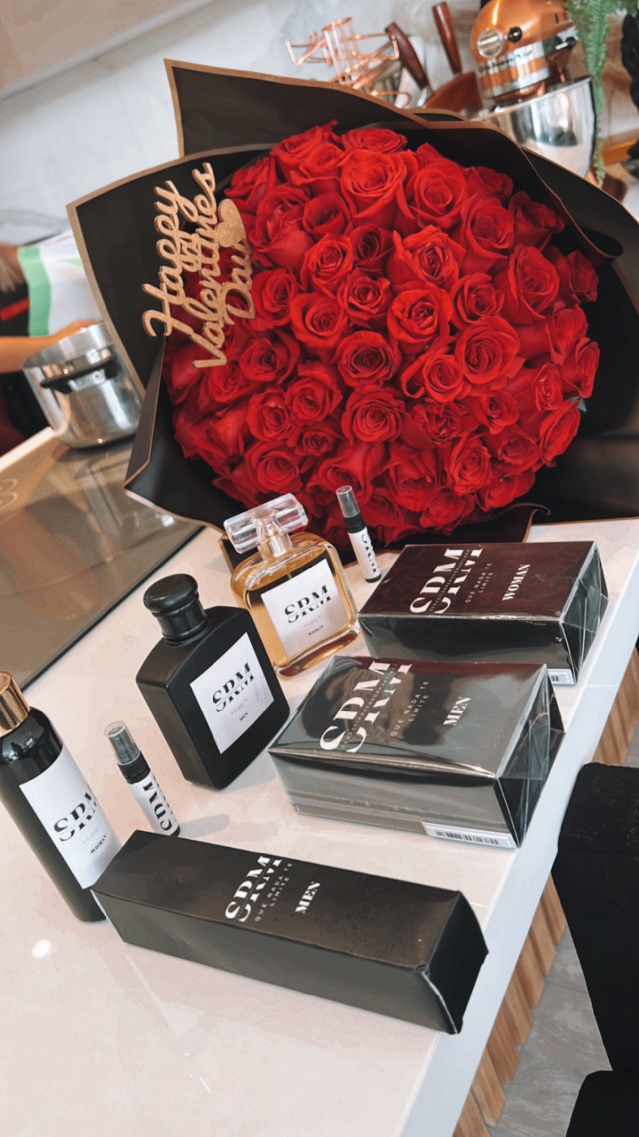 {"eId":"722630261840635","CameraPosition":1}